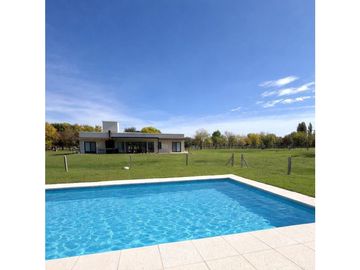 Casa en Venta Estancia Las Lilas Lujan