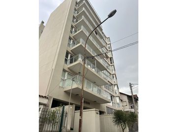 Departamento en Venta 6 Ambientes  en Varese