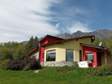 Chacra de 2 hectáreas con amplia vivienda USD 264.000