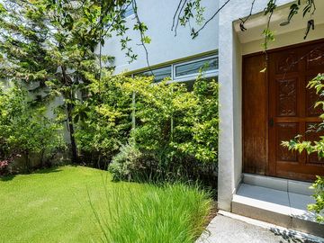 CASA EN VENTA EN SAN JERÓNIMO EN CALLE CERRADA