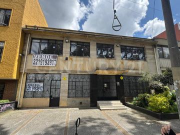 CASA DE EN LA SOLEDAD IDEAL PARA OFICINAS O INVERSIÓN