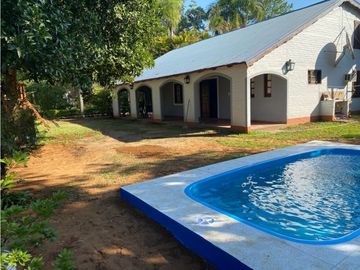 Alquilo Casa Paso Patria Ctes