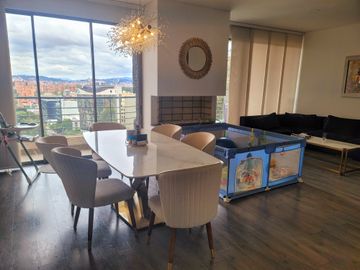 Apartamento en venta de 3 hab. en RESERVA DE LA SIERRA,...