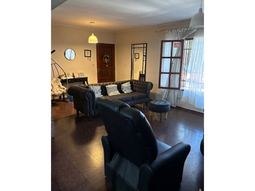 Casa en Venta 3 Habitaciones con Cochera en Ciudad, Mendoza