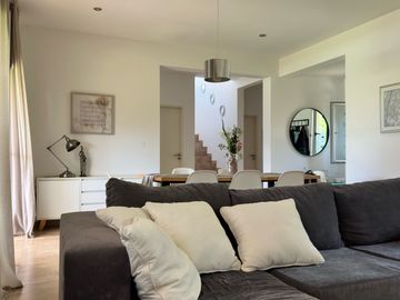 Casa en venta 4 ambientes El Cantón Puerto Ingeniero...
