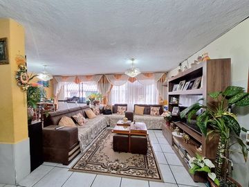 Venta casa rentera, precio oportunidad!... Comité del Pueblo