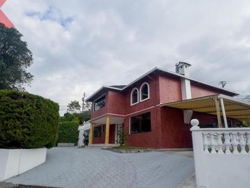 Casa en venta incluye una suite y un Loft ubicado en la...