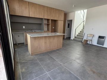 Venta de duplex de 3 dorm a estrenar en Quebradas las Rosas