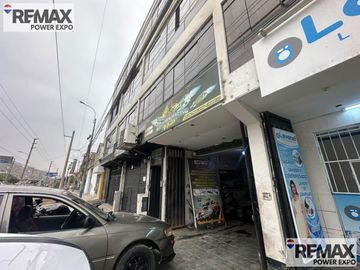 LOCAL 90 M2 BIEN UBICADO CARABAYLLO