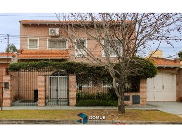 VENTA CASA B° GRAND BOURG