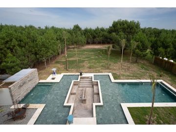 Casa de Lujo en Venta en Pinamar - Barrio Cerrado La...