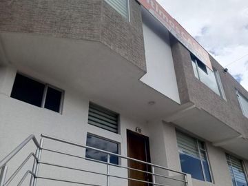 CASA EN VENTA EN EL SUR DE AMBATO