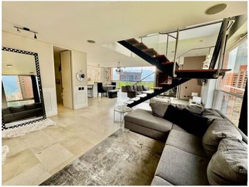 PENTHOUSE DUPLEX EN MILLA DE ORO - POBLADO - 207 MTS