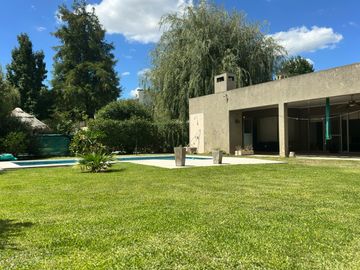 Casa en venta en barrio El...