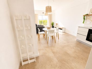 VENTA | MONOAMBIENTE A ESTRENAR CON BALCÓN Y VISTA...