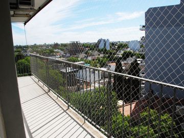 Venta departamento 4 ambientes mas dependencia