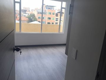 Apartamento en venta de 3 hab. en Spring, Bogotá