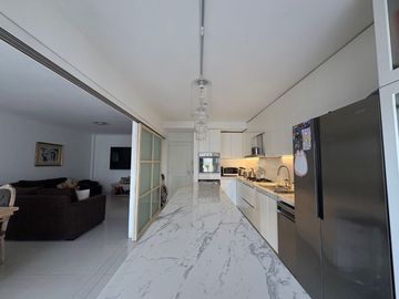VENTA DPTO 4 AMB 2 COCHERAS AMENITIES CASTELAR