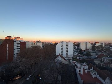 Depto 2 Amb con balcon corrido y terraza de uso comun