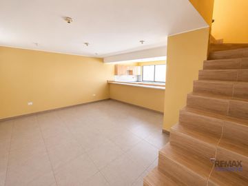 Hermoso Departamento Dúplex En Ate Vitarte - 1er piso