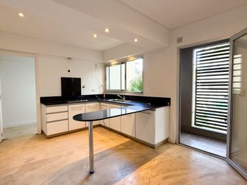 Venta Depto | EXCELENTE PISO 3 AMB | Av Libertador con...