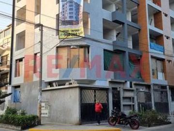 A 3 Meses De Entrega, Solo 2 Departamentos Por Piso En...