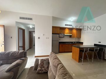Renta de Departamento por Fracc. Lomas Altas, Aramar