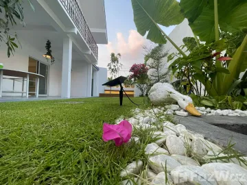 Rare House for Sale in Multinational Village, Parañaque