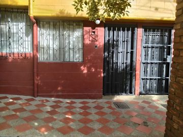 CASA UNIFAMILIAR EN VENTA EN BOSTÓN/SAN BENITO(VA)