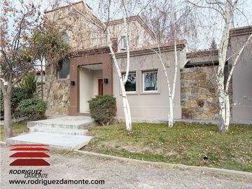 Casa en Venta  Barrio Privado Ayres de lzaga | Chacras...