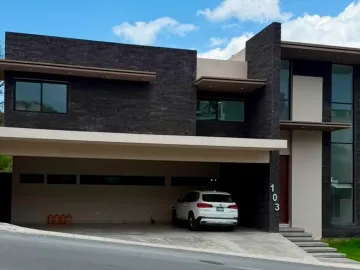 Casa en venta en Sierra Alta, Monterrey, Nuevo León