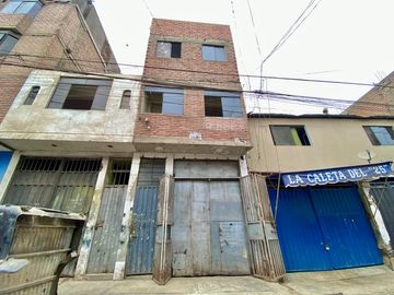 Casa Comercial En La Victoria