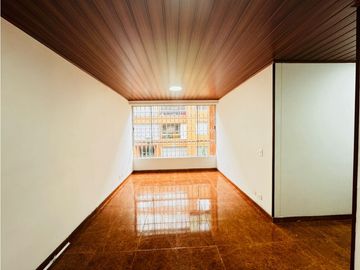 EN VENTA APARTAMENTO EN LOS MONJES