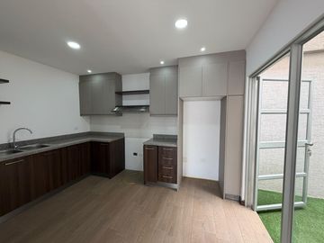 Casa en venta VIP en sector estratégico de Ambato
