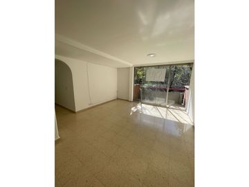ARRIENDO APARTAMENTO REMODELADO EN SAN DIEGO