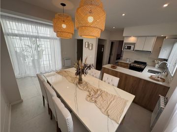 Chalet PH 4 ambientes A nuevo. Zona Aldrey
