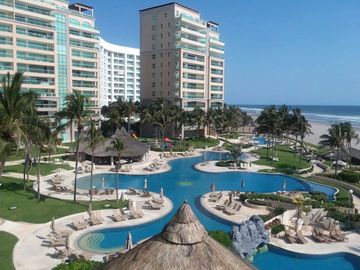 Departamento en venta en Palaya Diamante Acapulco, Maralago