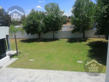 Casa en  Venta en Privada Calicantos