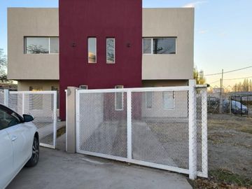 ALQUILER MODERNO DUPLEX | PLOTTIER