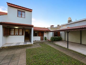 VENTA BLOCK CASA Y DUPLEX EN LOS PINARES