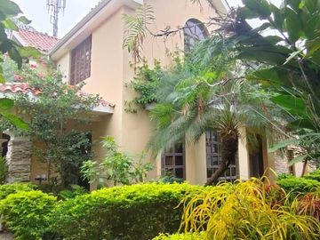Venta de Casa en Urbanizacion Puerto Azul, Guayaquil, VanC