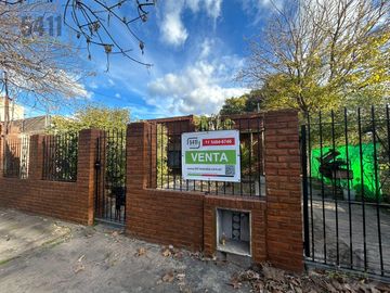 Venta Casa 3 ambientes cochera con Jardin de 500m2 en Ezeiza