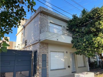 ALQUILER Planta ALTA 3 ambientes Benavente 2300