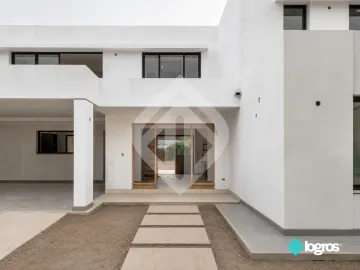 Casa en venta 3 dormitorios Praderas - San Lorenzo Chico...