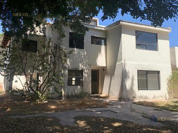 Casa en VENTA en Querétaro ¡Quintas del Marques! Minutos...