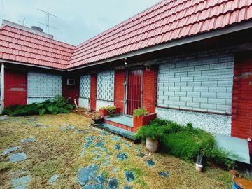 Casa con Local
