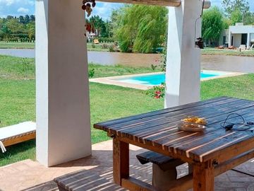 Casa 2 Dormitorios, 600 m2 - Solares Del Carcarañá,...