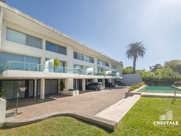 Venta / Permuta - Casa 3 dormitorios con vista al río y...
