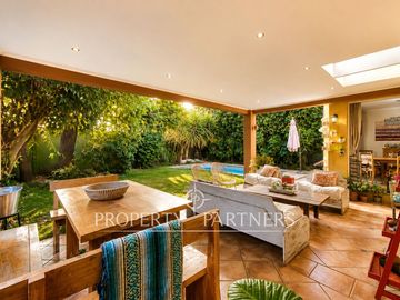 Venta de propiedad en Casas de la Viña con acceso...