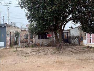 Casa a Restaurar en Barrio Sarmiento de Río Tercero